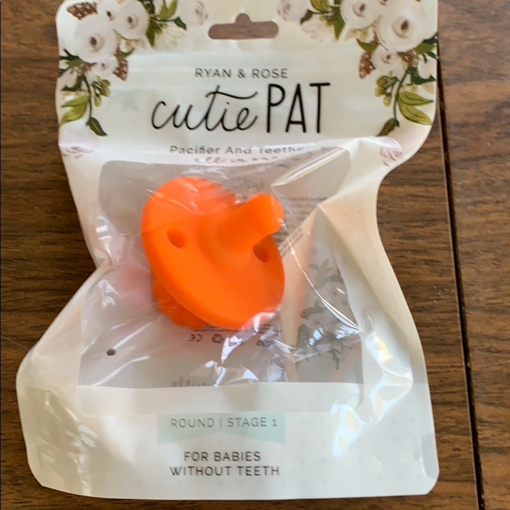 Ryan&Rose silicone pacifier in Solar *new*